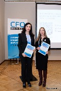 Елена Полозкова, вице-президент по финансам России и СНГ, и Анна Пономарь, руководитель отдела бизнес-финансов, Systeme Electric (Schneider Electric)